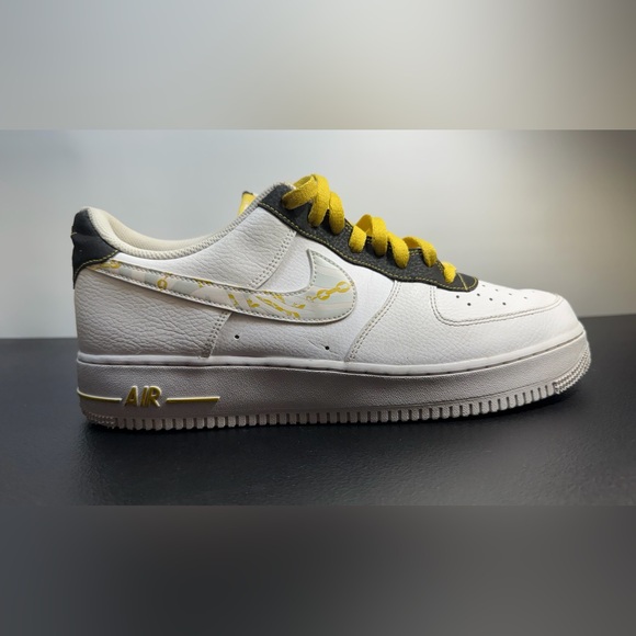 Nike Other - Nike Air Force 1 Size 11.5 Men’s